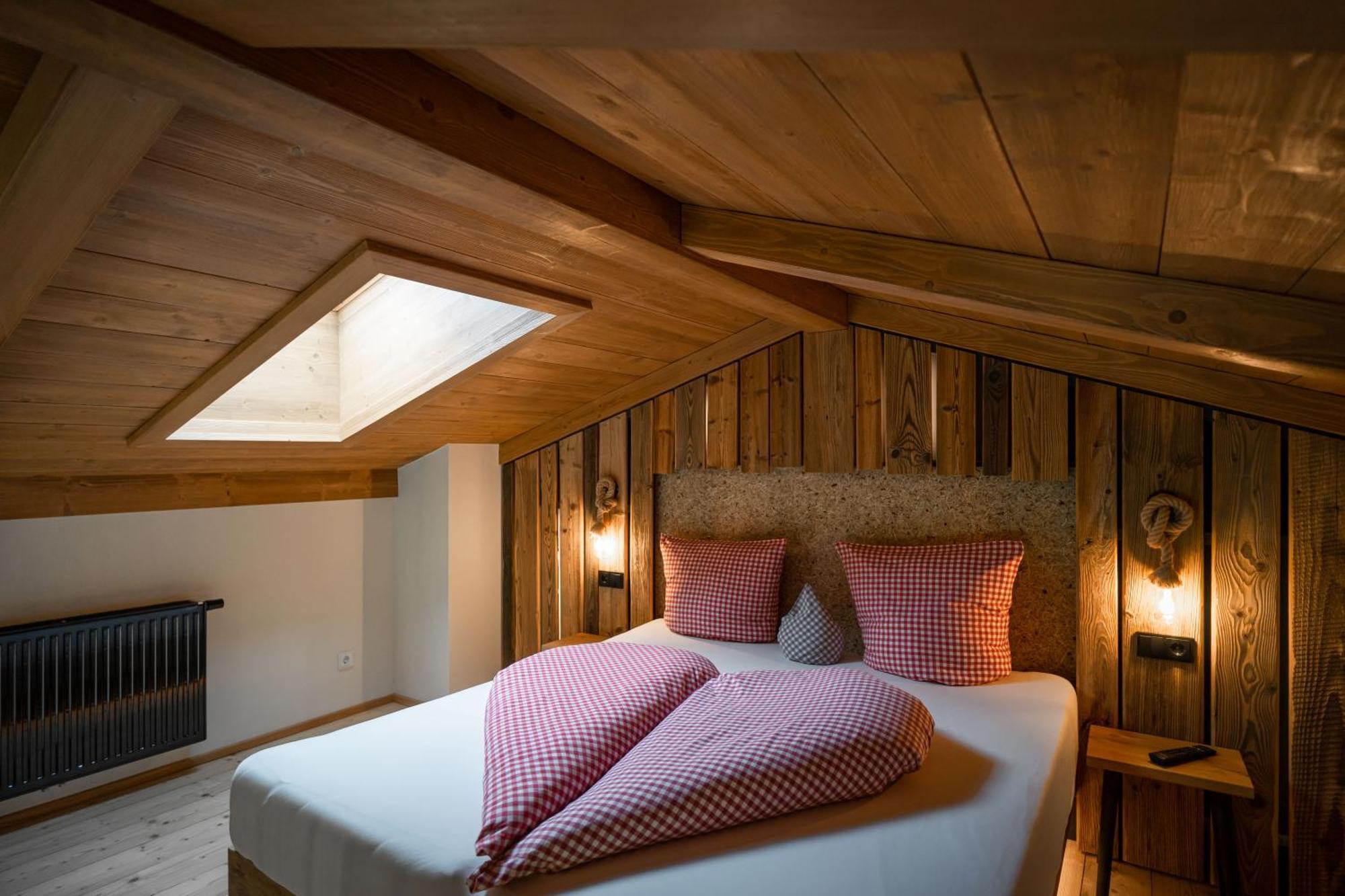 Hotel Landhaus Tirolerherz Sankt Ulrich am Pillersee Zimmer foto